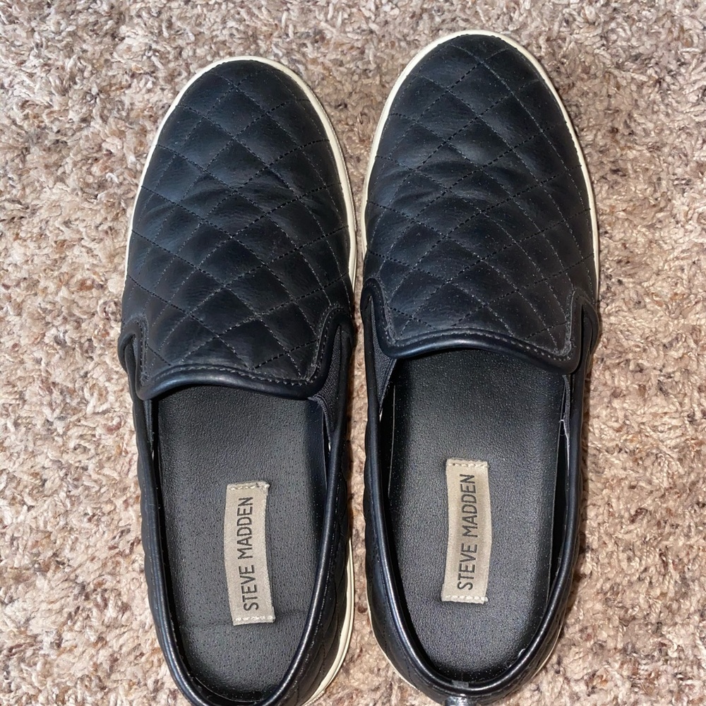 steve madden slip on shoe